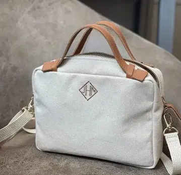 jnhearts 숄더백 Library White