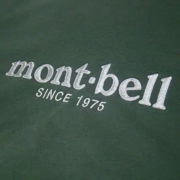 스테디셀러 인기 고품질 mont-bell 로고 자수 맨투맨 다크 그린