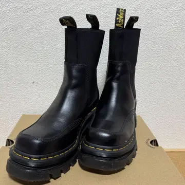 Dr.Martens CORRAN 첼시 부츠