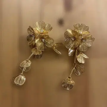 웨딩 귀찌 브라이덜