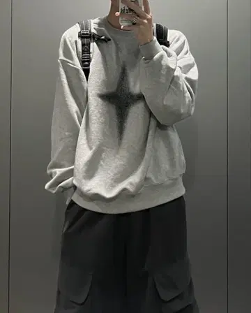 [youll] sparkle sweat shirt