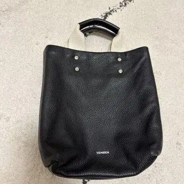 TEMBEA 블랙 가죽 핸드백