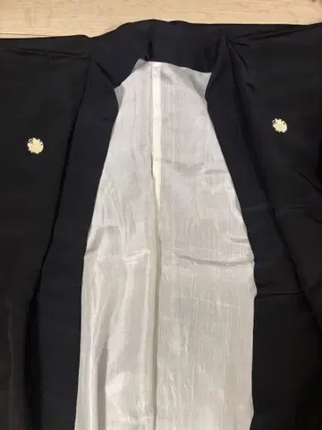 블랙 상복 실크 터치 문양 넣은 돌 모양 뺀 제비 나비 오비 포함