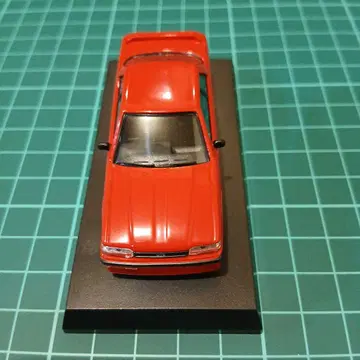 교쇼 1/64 SKYLINE 2000 GTS-X 빨간색 미니카