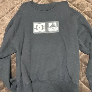 DC XLARGE 콜라보 맨투맨 트레이닝복 L 사이즈