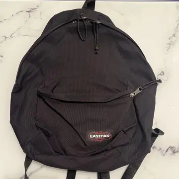 EASTPAK 블랙 백팩
