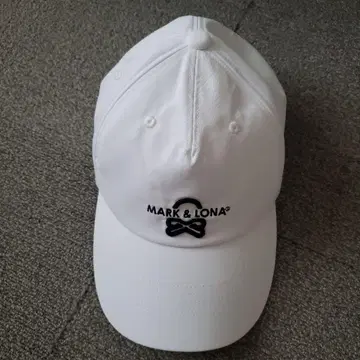MARK & LONA 화이트 캡 스톤 장식