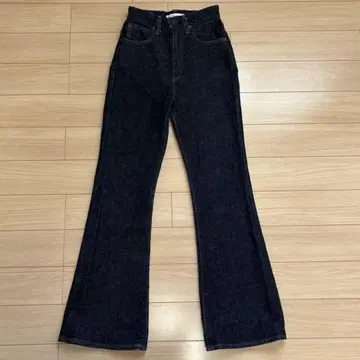 롱 레그 효과 마우지 MOUSSY 부츠컷 데님 다크 블루 사이즈 23