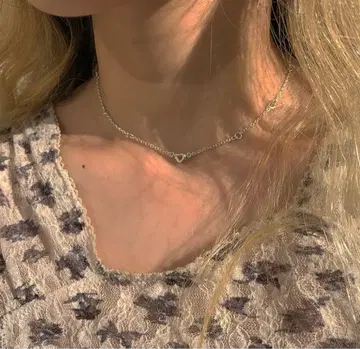 LANIE bone HEART necklace mini silver925