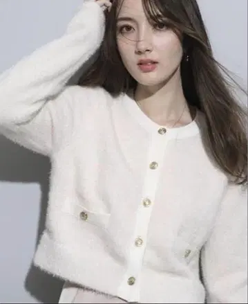 아푸와이저 리셰 키라후와 금장 버튼 가디건
