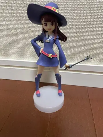 POP UP 아츠코 카가리 리틀 위치 아카데미아 상자 없음