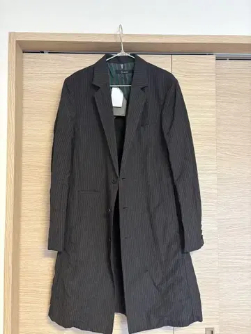 블랙 스트라이프 체스터 코트