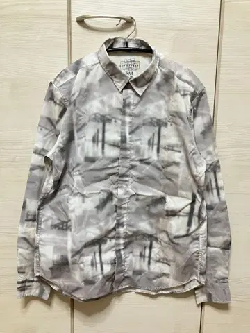 새상품 미사용품 HARE 하레 그래픽 긴팔 셔츠