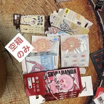 POP MART 캐릭터 굿즈 세트 빈 박스