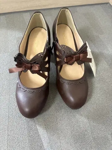 axes femme 브라운 펌프스 M