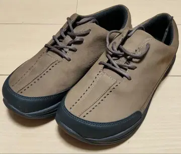 미사용 ALTRA 알트라 인스팅트 에브리데이 브라운 25cm