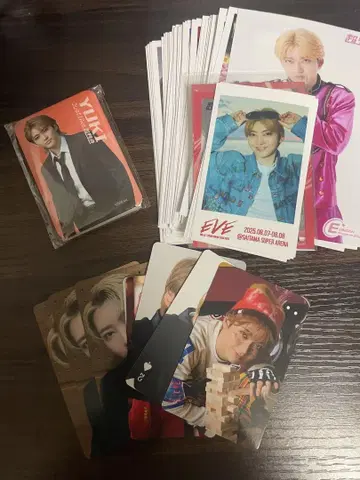 유키 생사진 세트