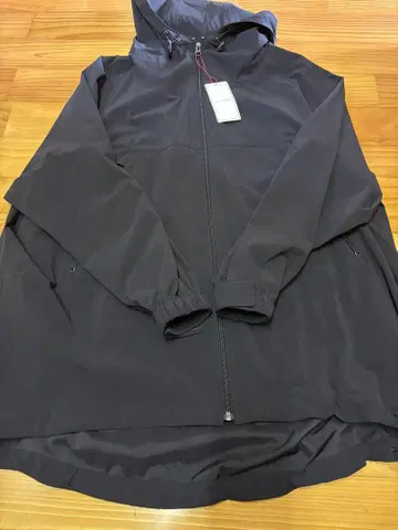 새상품 DRESSTERIOR 블랙 후드 부착 자켓 스트레치 안감 부착
