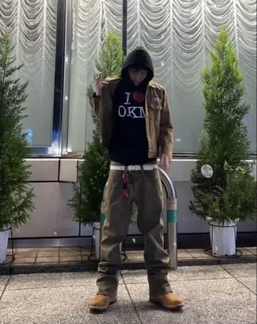 i need okm 후드티