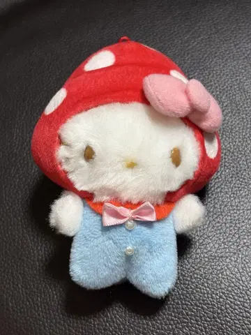 레어 버섯 키티 봉제 인형