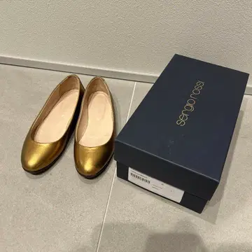 Sergio Rossi 골드 플랫슈즈 36