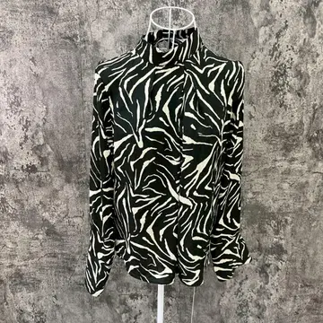 ZARA 자라 [ S ] 제브라 패턴 쉬폰 블라우스/ 풀오버 백 오픈