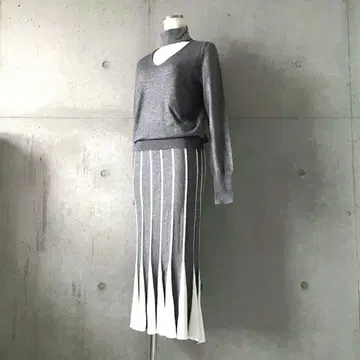 택 포함 새상품 니트 머메이드 셋업 스웨터 스커트 그레이