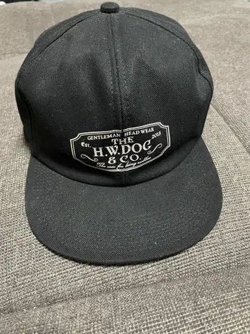 H.W.DOG & CO. 블랙 캡