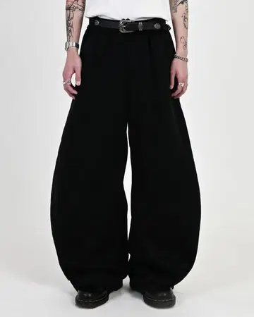 L2111 M black 벌룬 스웨트 팬츠 지저인