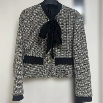 새상품급 Zara 노카라 자켓 블랙과 화이트 트위드