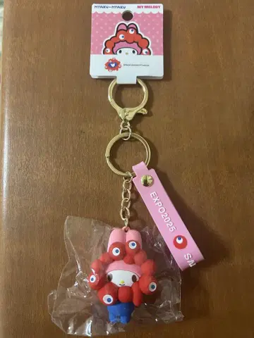 미야쿠미야쿠 산리오 콜라보 마이멜로디