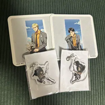 진격의 거인 아크릴 키링 리바이 엘빈