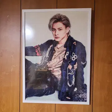 프레임 포함 초상화풍 아트 포스터