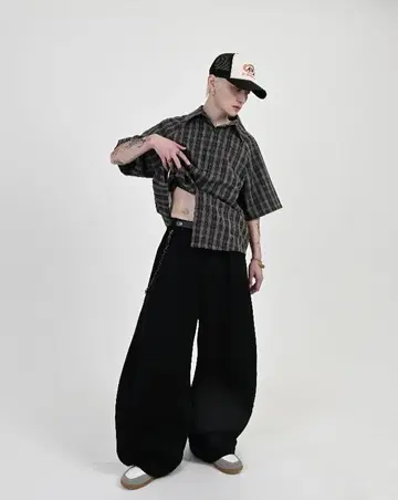 L2111 S black 벌룬 스웨트 팬츠 지저인