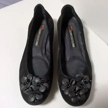 COMPETITION 9 블랙 스웨이드 플랫슈즈