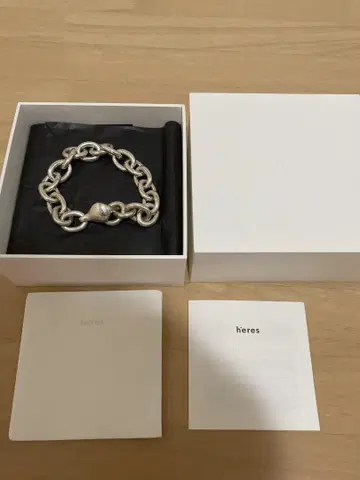 here's CS BRACELET 501 23cm