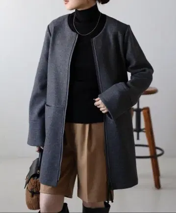 앤드 하프 울 라이크 미들 코트 노카라 코트 다크 그레이