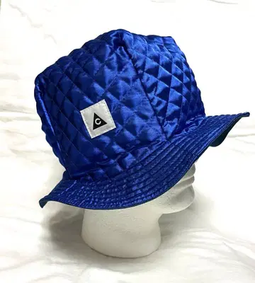 the 몽골리안 찹스 펜타곤 hat 리버서블