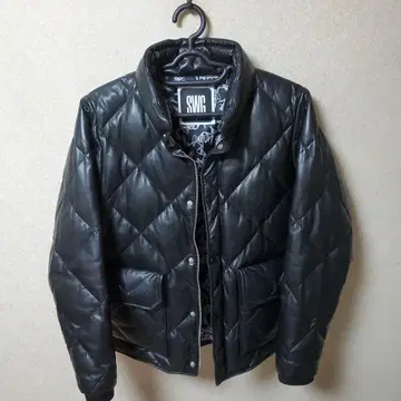 SWG 블랙 다운 자켓