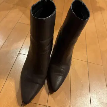 브라운 가죽 스틸레토 부츠