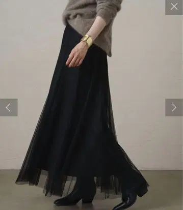 새상품 택 포함 Loungedress 튤 플레어 스커트 블랙