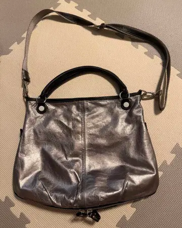 albericca(알베리카) 실버 블랙 숄더백