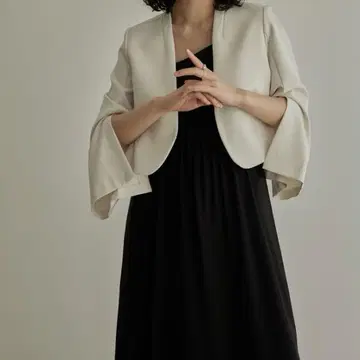 [ niana ] 슬릿 슬리브 노카라 자켓