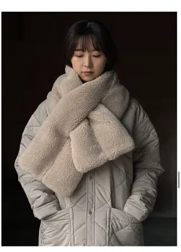 노르디스크 머플러 올리브 화이트