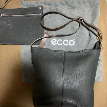 ECCO 블랙 가죽 숄더백