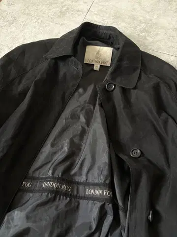 LONDON FOG 블랙 스텐카라 코트