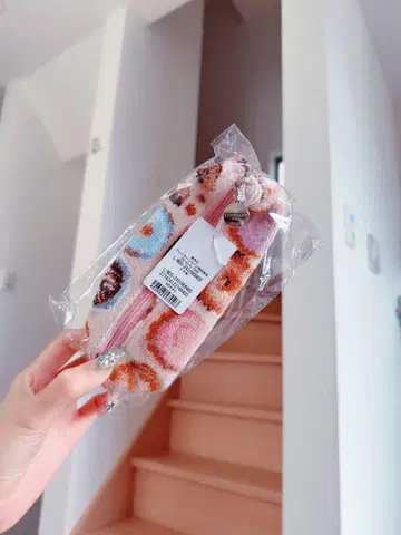 [미사용 새상품] 러브리 바이 페이러 모그모그 도넛 펜 케이스