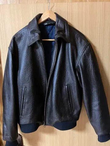 시착만 한 상품 ZARA 리얼 가죽 충전솜 보머 자켓 사이즈 S