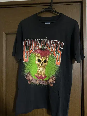 90s GUNS N' ROSES 'BAD APPLE'