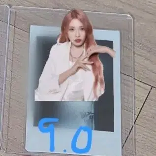 BILLLIE | 빌리 Billlie haram sign polaroid on Bunjang Global Site.